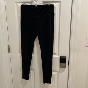 Black spandex leggings